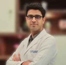 Dr Nivesh Kakkar